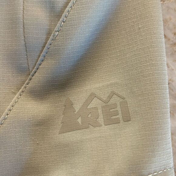 REI Khaki Ladies Hiking Shirt L - Picture 8 of 13